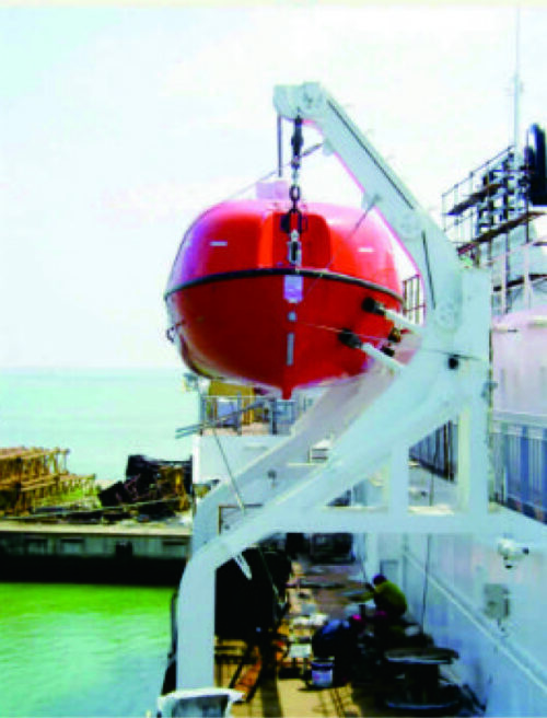 GRAVITY OVERHEAD ROLLING TYPE DAVIT - Image 2