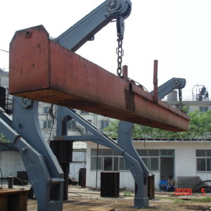 GRAVITY OVERHEAD ROLLING TYPE DAVIT